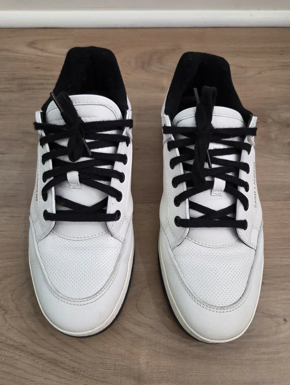 Saint Laurent Unisex Sl61 Low Top Sneaker 42.5 (M 9) Designer Streetwear Casual